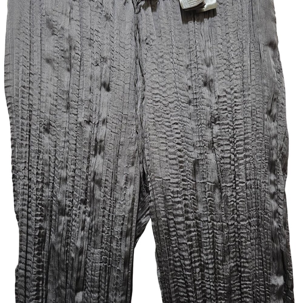 H&M Womens Black Textured Crinkle Pants Medium 100% Polyester Made In Myanmar - Picture 5 of 9